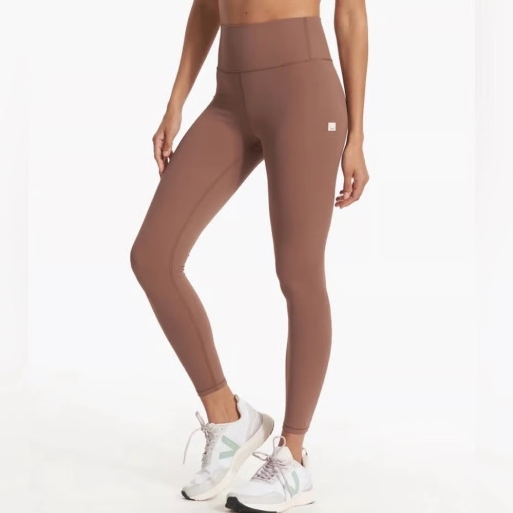 Vuori All the Feels Leggings Sz L Almond Brown